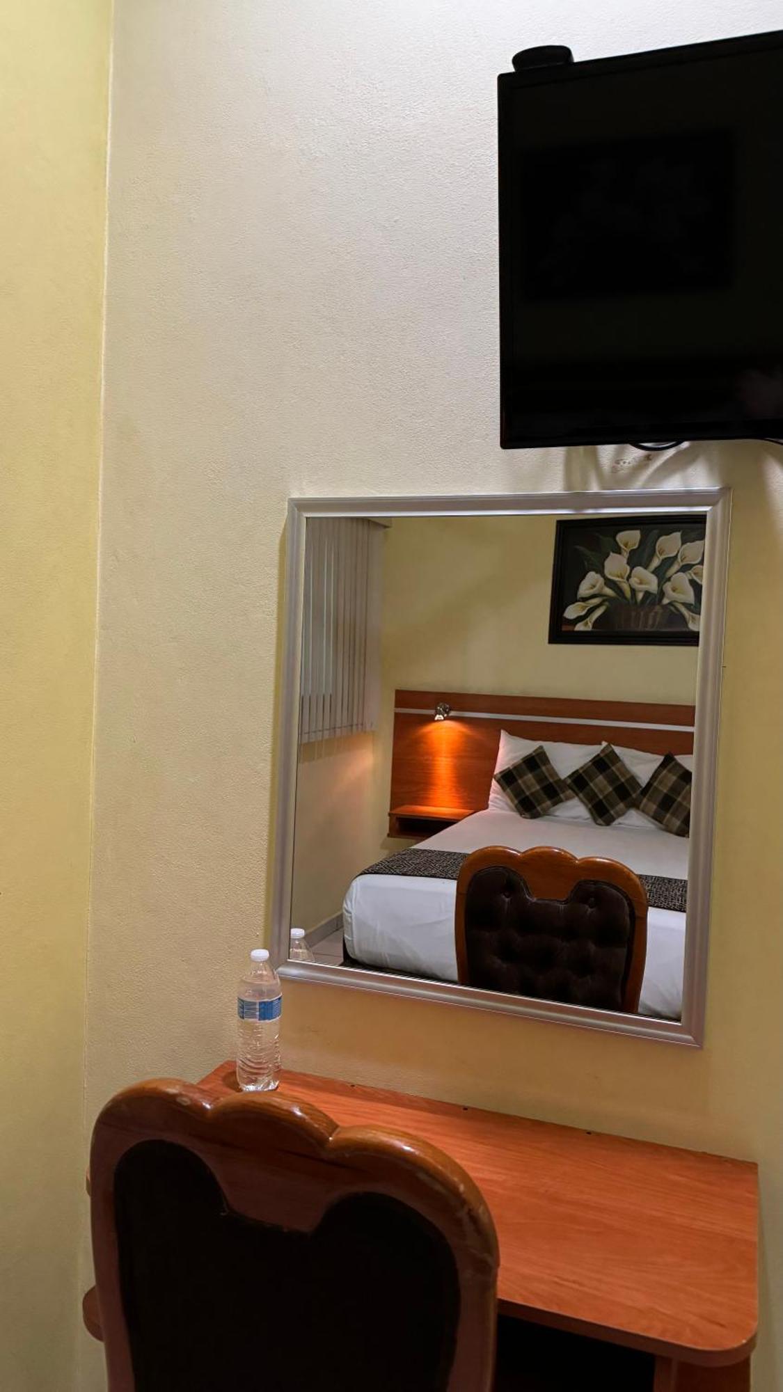Hotel Ana Isabel Самора-де-Идальго Экстерьер фото