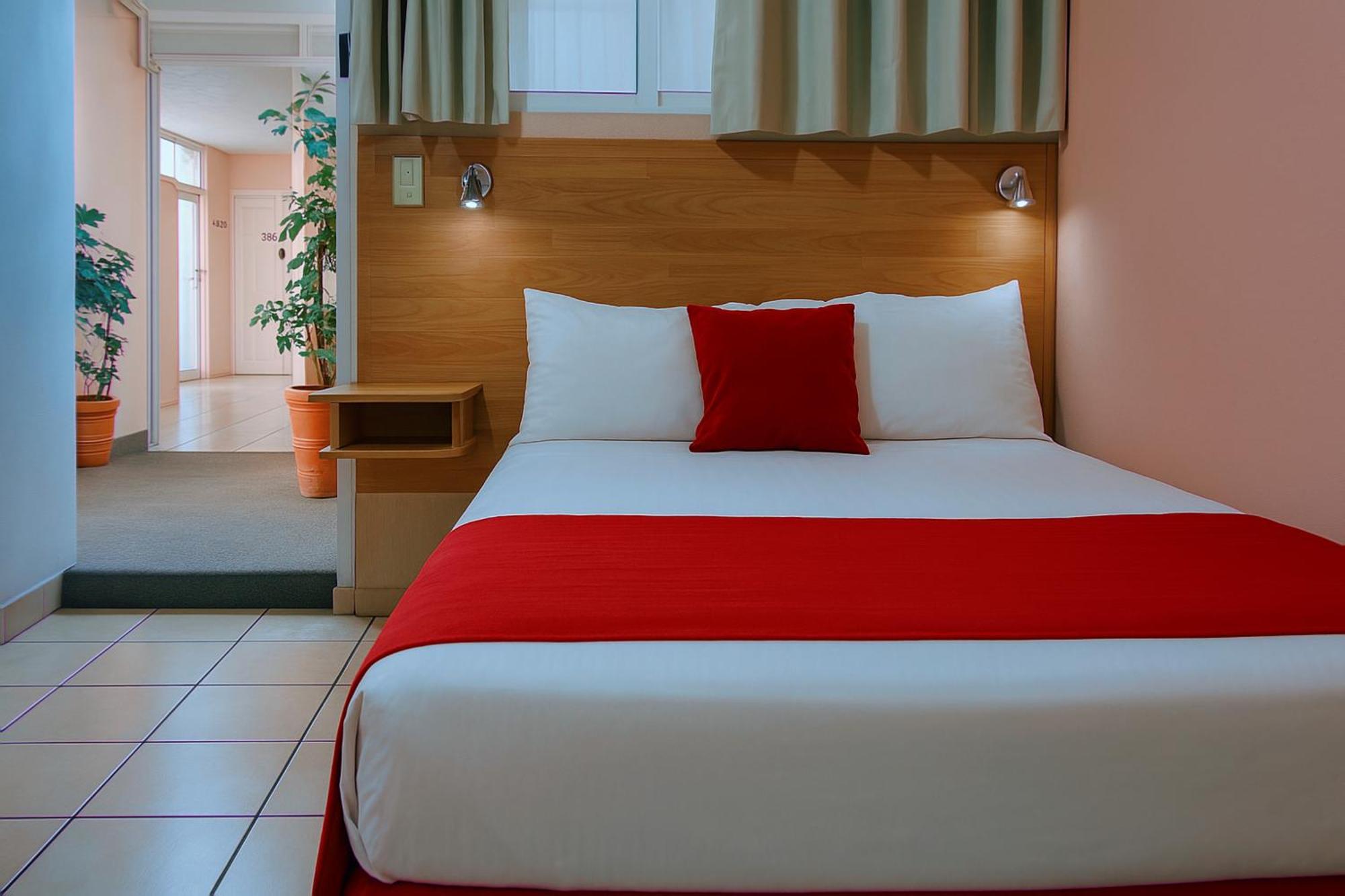 Hotel Ana Isabel Самора-де-Идальго Экстерьер фото